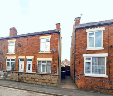 3 bedroom end of terrace house to rent - Photo 4
