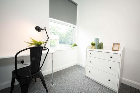 2 bedroom flat to rent - Photo 4
