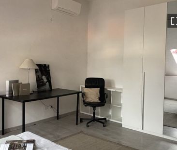 milan, Lombardy 20156 - Photo 6