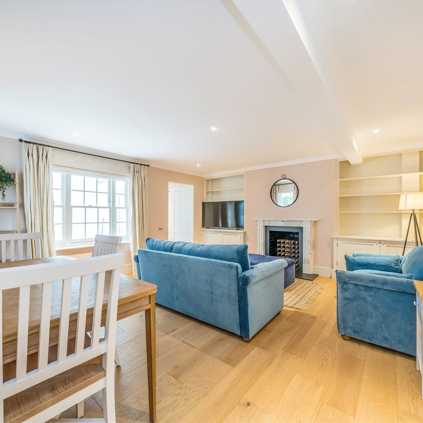 Charlwood Street, SW1V, London - Photo 1