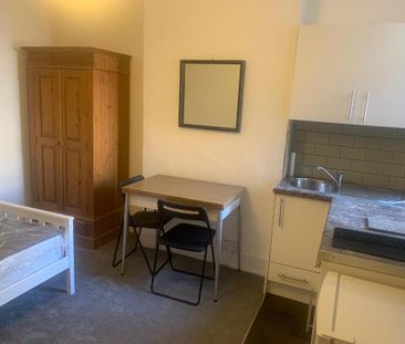 House share to rent - Photo 5