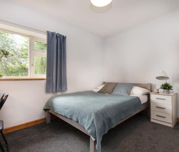 5 bedroom semi-detached house to rent - Photo 6