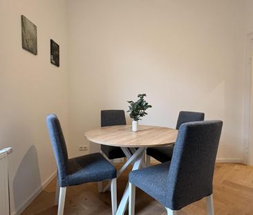 Kernsanierte 4er-WG im sanierten Altbau – Einzelzimmer von 12–19 m²... - Photo 1