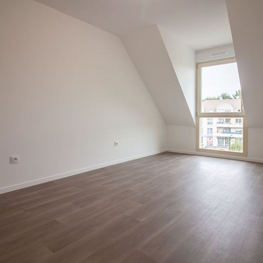 Appartement à louer 4 pièces • Osny - Photo 1