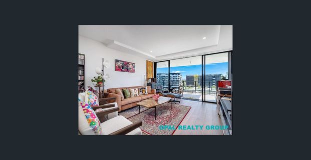 Luxury Waterfront Living at Athena Residences – Hope Island - Photo 1