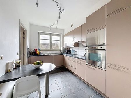Appartement te huur - foto 5