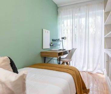 Calle del Abedul, Madrid, Community of Madrid 28036 - Photo 3