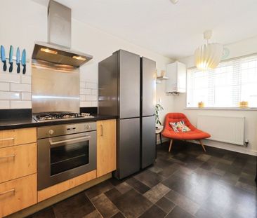 Dyas Close, Hagley, STOURBRIDGE - Photo 6