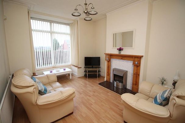 3 bedroom terraced house to rent - Photo 1