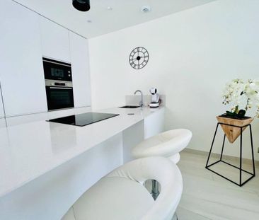 Luxury 3 room Detached House for rent in Finestrat, Valencia - Photo 5