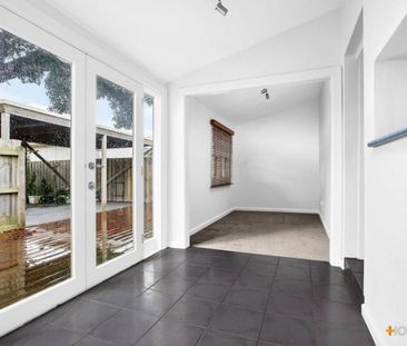 HOUSE SIZED PROPERTY | STUDY | WALKING DISTANCE TO BEACH - Photo 2