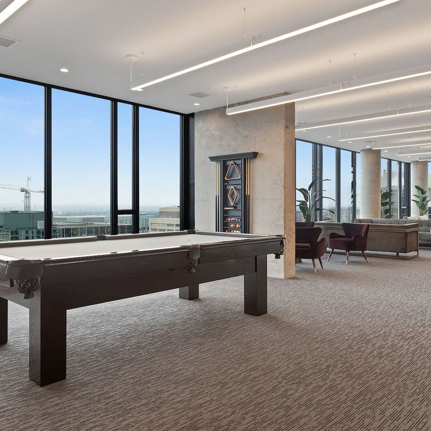 Find Your Perfect Fit: Where Comfort Meets Convenience - Photo 1