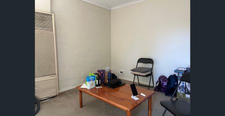 One Bedroom Unit - Photo 2