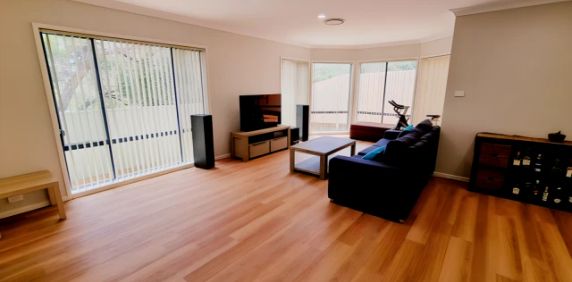 Shared Place·8B3B···7 Sunset Boulevard, North Lambton, Newcastle - Photo 2