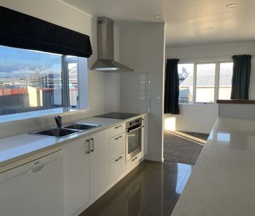 Tarbet Street, Flaxmere - Photo 6