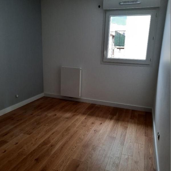 Location Appartement 3 pièces 72m² AIX LES BAINS 73100 - Photo 1