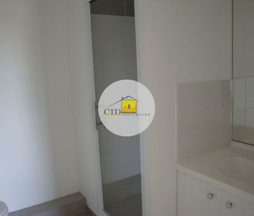 Appartement - 1 pièce - 25,04 m² - Saint-Priest - Photo 4