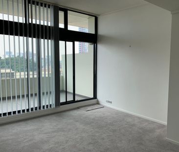 Modern 2-Bedroom Apartment! - Photo 5