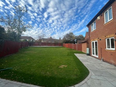 3 bedroom detached house to rent - Photo 5