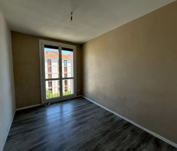 Salon De Provence Appartement 3 pièces avec balcon et parking - Photo 5