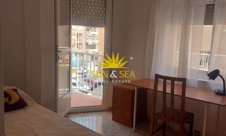 APARTMENT WITH 3 BEDROOMS AND 1 BATHROOM IN SAN GINÉS, CARTAGENA - Photo 2