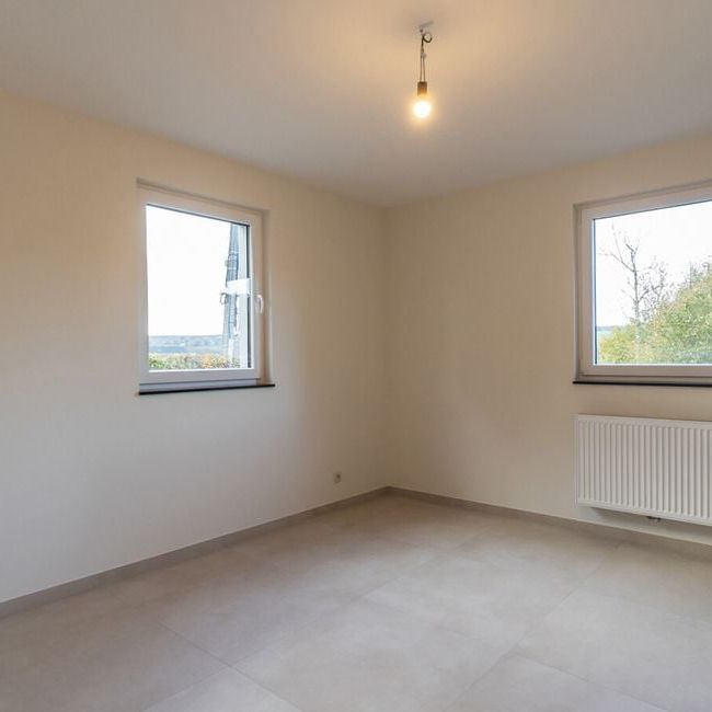 Villa te huur in Stavelot voor € 1.300 met 4 slaapkamers - Foto 1