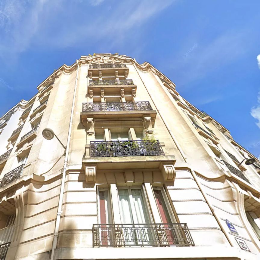 Élégant Appartement Haussmannien 2 chambres - refait à neuf - 105 m2 - Photo 2