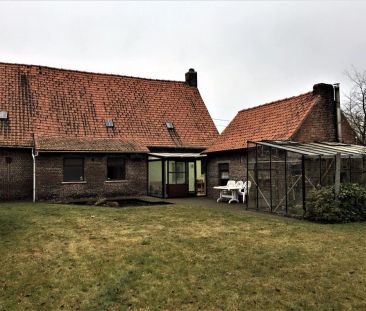 Rustig gelegen Hoeve-woning met magazijnen - Foto 1