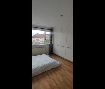 Room in a Shared House, Stanford Road, SW16 - Photo 1