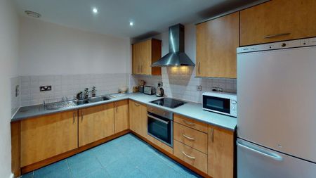 2 Bed Flat, Madison Square, L1 - Photo 4
