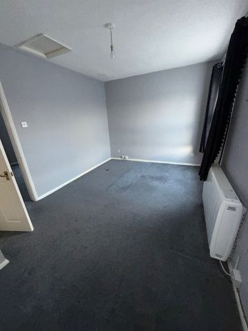 1 Bed Flat, Castle Street, LU1 - Photo 2