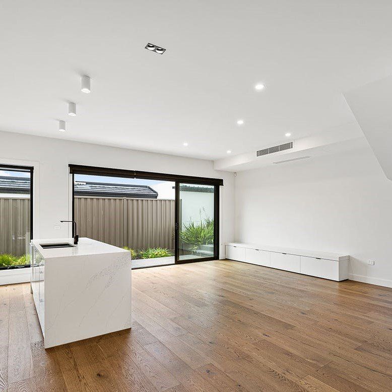 1/23 Oswald Thomas Avenue, Hampton East - Photo 1