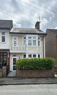 1 bedroom in a house share to rent - Photo 1