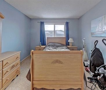 For Lease - 57 Royal Salisbury Way, Brampton, Ontario - Photo 5