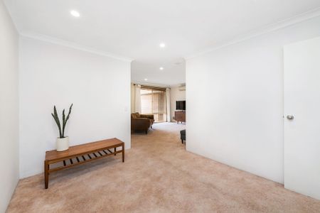 4 Etherington Avenue, - Photo 3