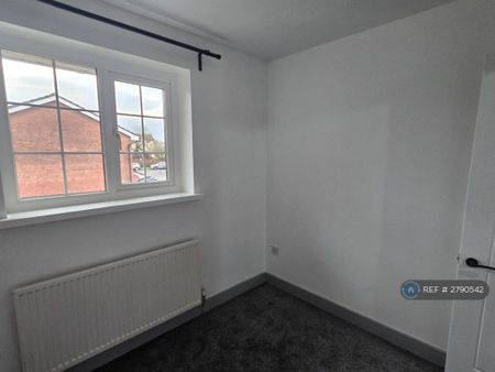 3 bedroom detached house to rent - Photo 3
