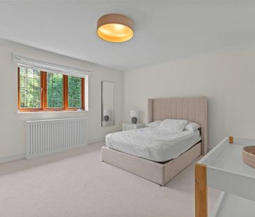 5 bedroom detached house to rent - Photo 5