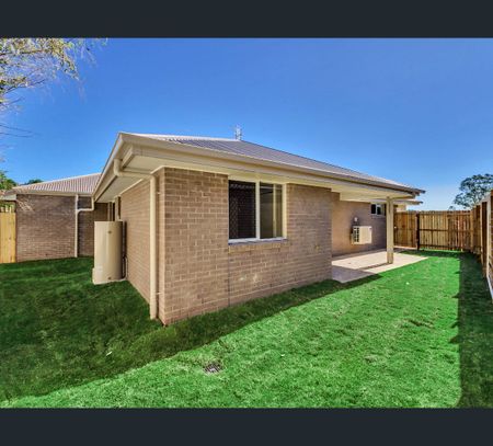 2/4 Betsy Way, Nambour, Qld 4560 - Photo 2