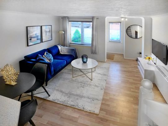 1 Bed, House - Photo 1