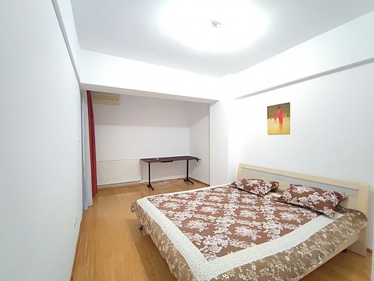 Apartament 3 camere 104 MP + loc parcare de inchiriat, zona Delfinariu - Fotografie 1