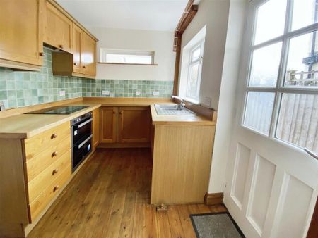 2 bedroom terraced house to rent - Photo 5