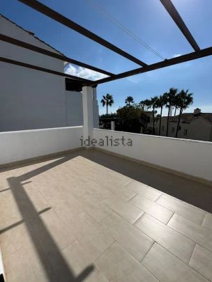 Alquiler de chalet adosado en Urbanizacion Puerto de los Almendros, 52 C - Photo 1