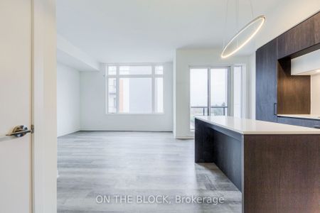 For Lease - 15 David Eyer Road Unit# 1415, Richmond Hill, Ontario - Photo 5