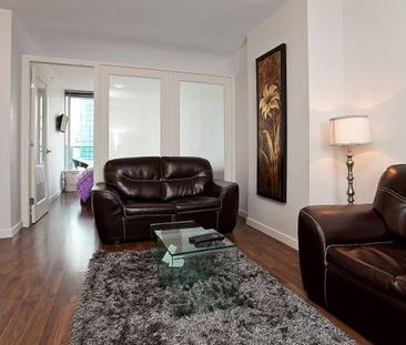 PET ALLOWED-AVAILABLE November 1st-FURNISHED 2 BEDROOM @ 788 Hamilton - Photo 1