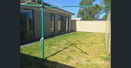 Fantastic four-bedroom family home - Photo 5