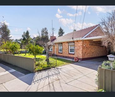 Charming 3-Bedroom Home in Prime Felixstow Location - Photo 4