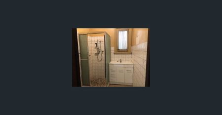 Unique Central Position - Photo 4