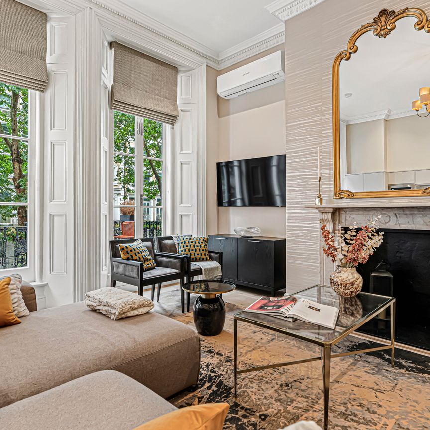 A spacious family home nestled in the heart of Knightsbridge - Photo 1