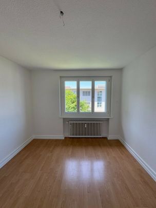 Schöne 4 Zimmerwohnung / joli appartement de 4 pièces - Foto 1