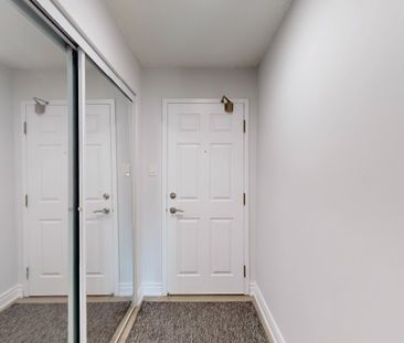 For Lease - 309 Major Mackenzie Drive Unit# 322, Richmond Hill, Ont... - Photo 4